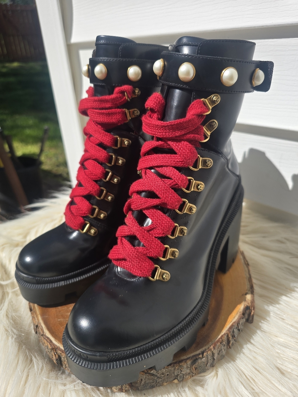 GUCCI MAGNUM CALFSKIN PEARL LACE UP COMBAT BOOTS sz 39